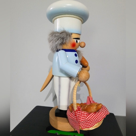 Steinbach Nutcracker Chubby Breadbaker - Picture 2 of 6